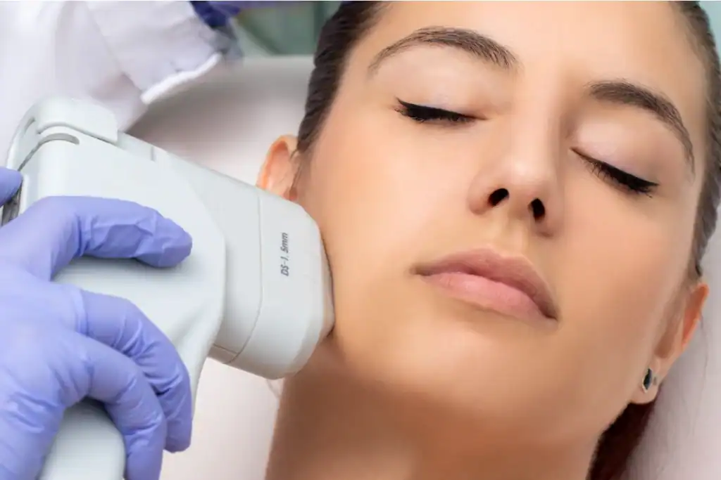 Discover the Perfect Duo: Morpheus8 and HIFU 2 Image of Morpheus8 And HIFU Combined with Lipo 360 Hamilton